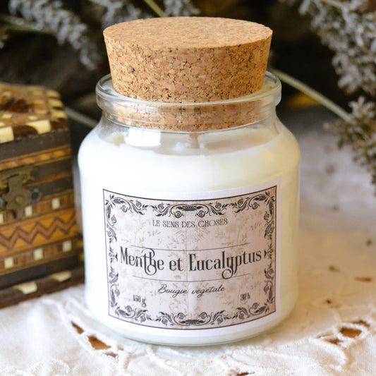 Bougie parfumée artisanale à la menthe et à l'eucalyptus – Création artisanale | Le sens des choses – Boutique de bougies parfumées végétales et objets décoratifs écoresponsables