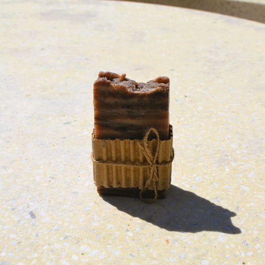 Savon artisanal au cacao nourrissant et antioxydant – Création artisanale | Le sens des choses – Boutique de bougies parfumées végétales et objets décoratifs écoresponsables