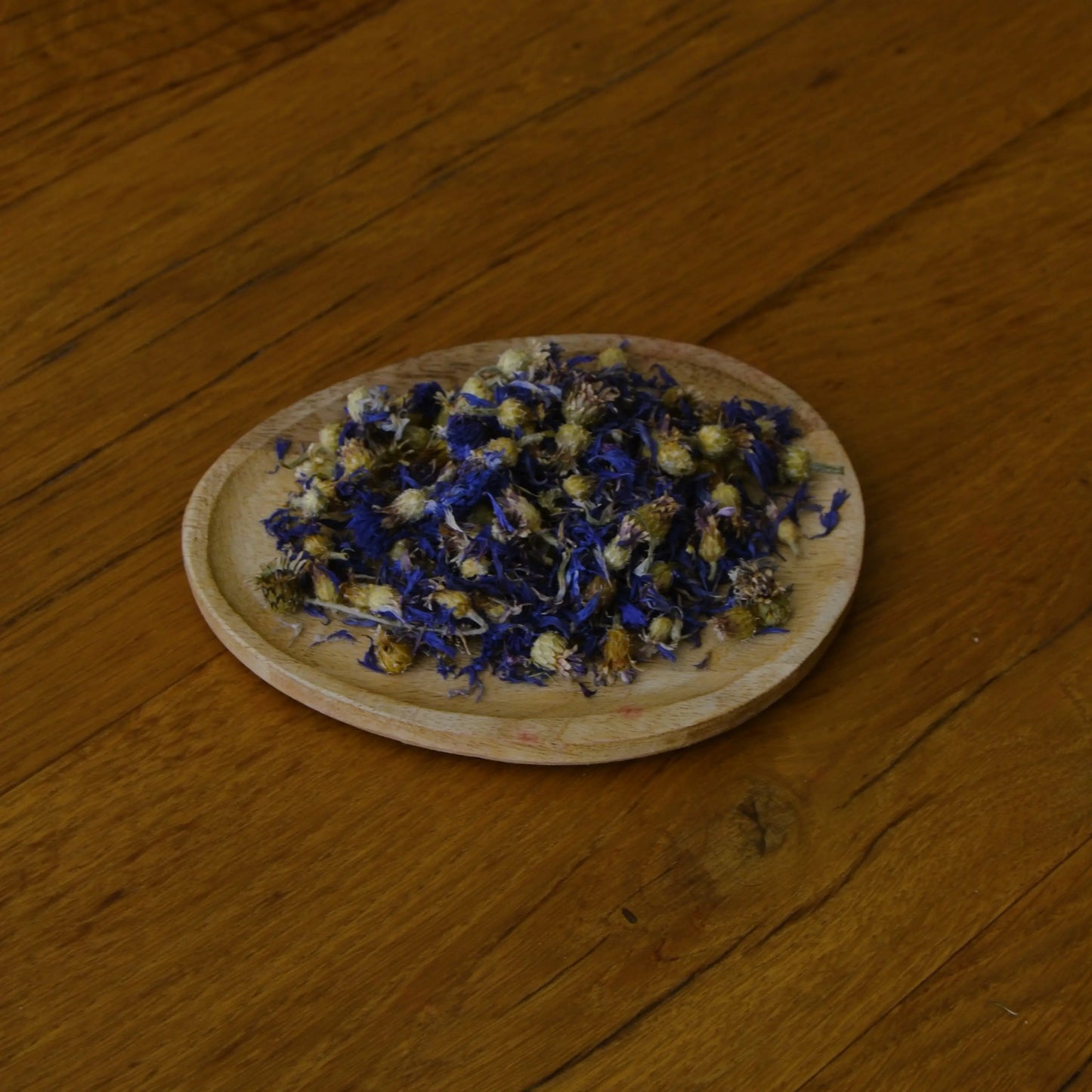 Fleurs de bleuet séchées (Centaurea Cyanus) – Création artisanale | Le sens des choses – Boutique de bougies parfumées végétales et objets décoratifs écoresponsables