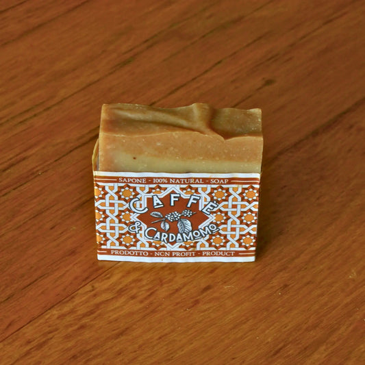 Savon artisanal à l’huile de graines de café et cardamome – Création artisanale | Le sens des choses – Boutique de bougies parfumées végétales et objets décoratifs écoresponsables