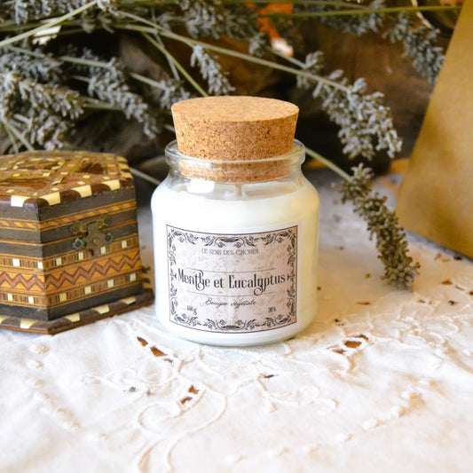 Bougie parfumée artisanale à la menthe et à l'eucalyptus – Création artisanale | Le sens des choses – Boutique de bougies parfumées végétales et objets décoratifs écoresponsables