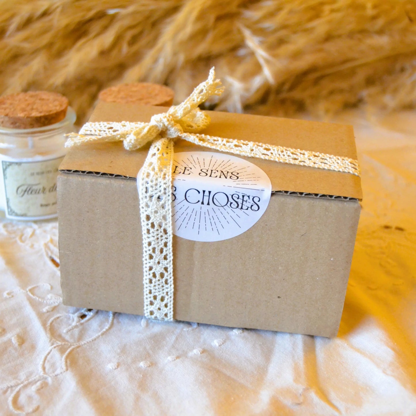 Coffret-cadeau — deux petites bougies parfumées artisanales au choix – Création artisanale | Le sens des choses – Boutique de bougies parfumées végétales et objets décoratifs écoresponsables