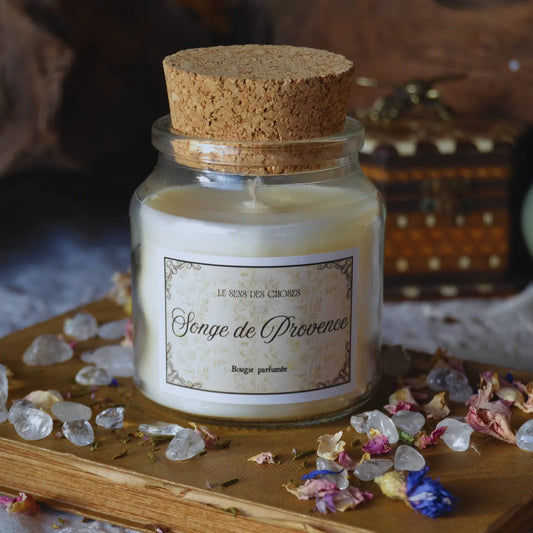 Bougie parfumée artisanale Songe de Provence – Création artisanale | Le sens des choses – Boutique de bougies parfumées végétales, décorations et savons