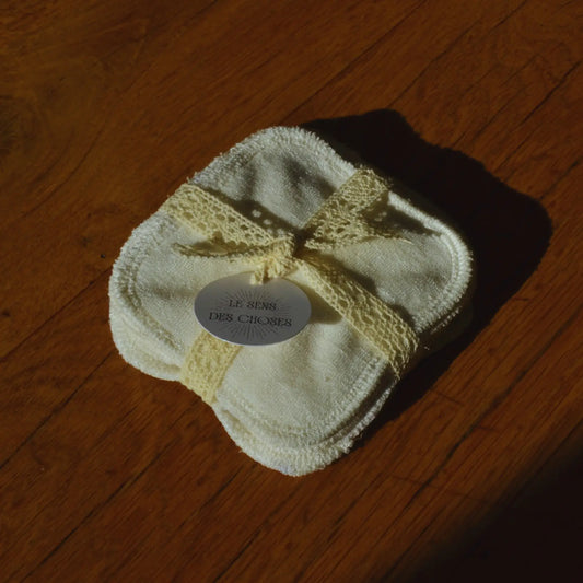Carrés démaquillants lavables en bambou (5 + 1 offert) – Création artisanale | Le sens des choses – Boutique de bougies parfumées végétales, décorations et savons