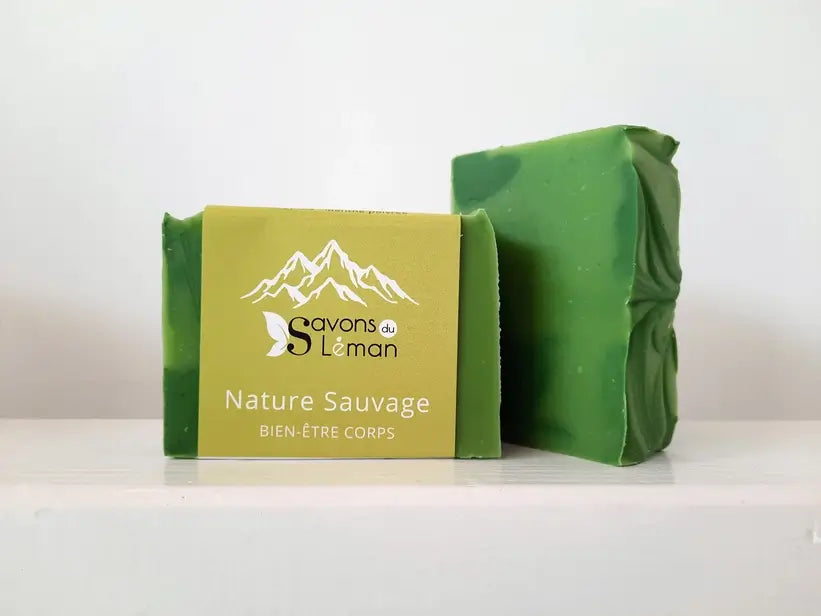 Savon BIO surgras eucalyptus, menthe poivrée et pin « Nature Sauvage » – Création artisanale | Le sens des choses – Boutique de bougies parfumées végétales et objets décoratifs écoresponsables