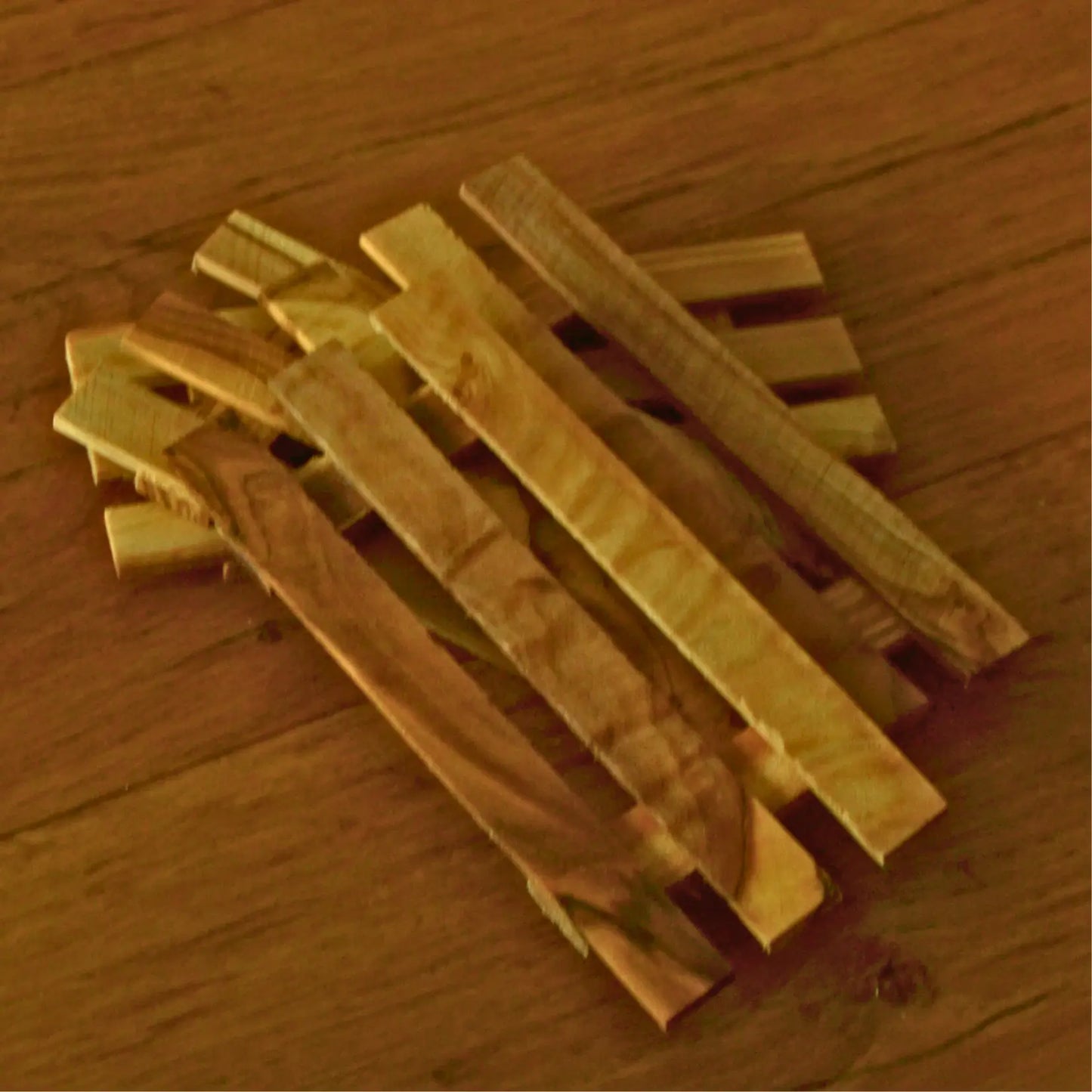 Porte-savon palette en bois d’olivier artisanal – Création artisanale | Le sens des choses – Boutique de bougies parfumées végétales et objets décoratifs écoresponsables