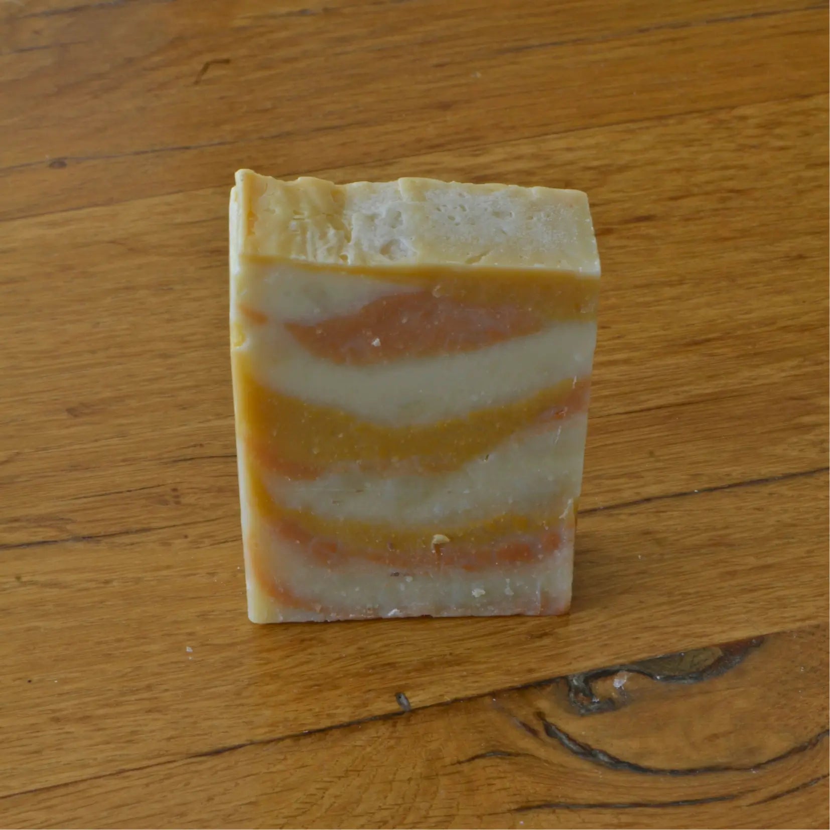 Savon artisanal surgras à la fleur d’oranger – Création artisanale | Le sens des choses – Boutique de bougies parfumées végétales et objets décoratifs écoresponsables