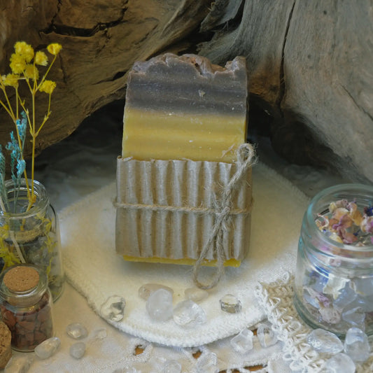 Savon artisanal au soufre purifiant – Création artisanale | Le sens des choses – Boutique de bougies parfumées végétales, décorations et savons