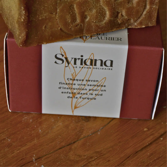 Savon d'Alep traditionnel, naturel et solidaire – Création artisanale | Le sens des choses – Boutique de bougies parfumées végétales et objets décoratifs écoresponsables