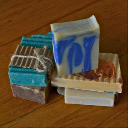 Savon mystère artisanal anti-gaspillage – Création artisanale | Le sens des choses – Boutique de bougies parfumées végétales et objets décoratifs écoresponsables