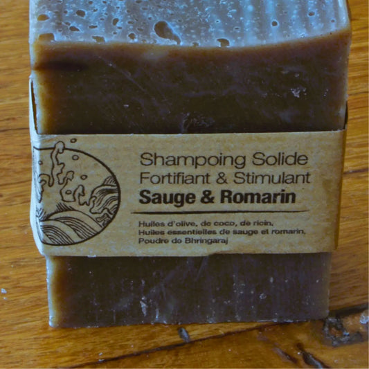 Shampooing solide fortifiant à la sauge et au romarin – Création artisanale | Le sens des choses – Boutique de bougies parfumées végétales et objets décoratifs écoresponsables
