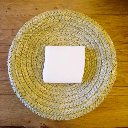 Shampooing solide aux germes de blé — cheveux secs et ternes – Création artisanale | Le sens des choses – Boutique de bougies parfumées végétales et objets décoratifs écoresponsables